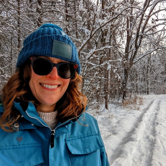 Meet your Posher, Laura - Picture 1 of 1